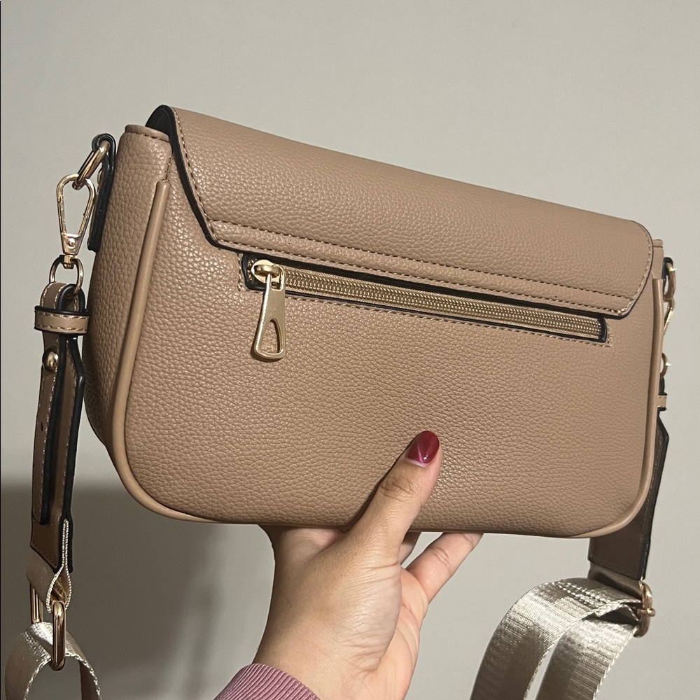 Shoulder Bag - Picture 6 of 7